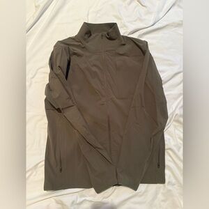Lululemon men’s wind breaker